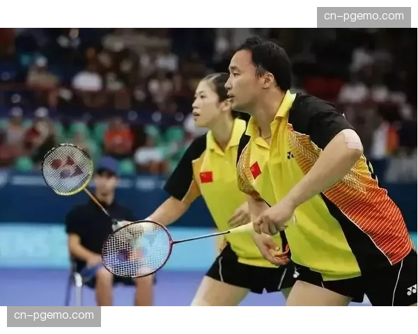 战术演进：三中卫体系回潮，如何在由守转攻瞬间提升向前传递的成功率